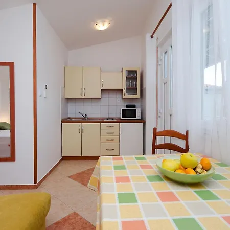 Jasminka Apartment Selce