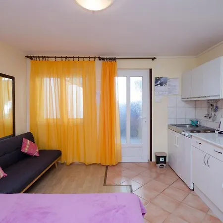 Jasminka Apartment *