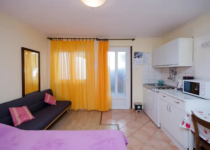 Jasminka Lägenhet *